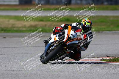 media/Jan-21-2023-Fastrack Riders (Sat) [[fcf3f88a30]]/Level 3/Session 4 Turn 6-Mountian Shot/